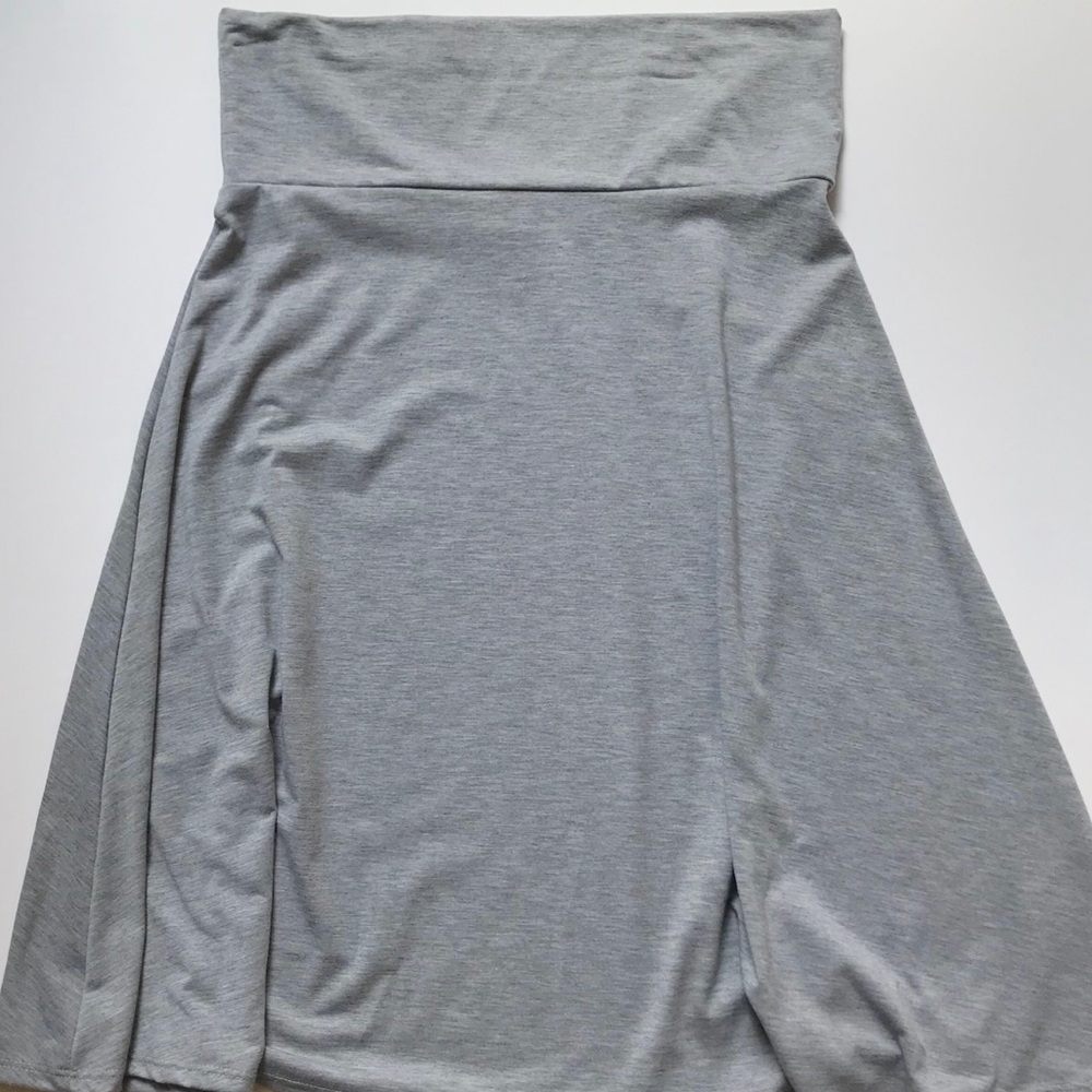 Large LuLaRoe Azure Skirt in EUC
